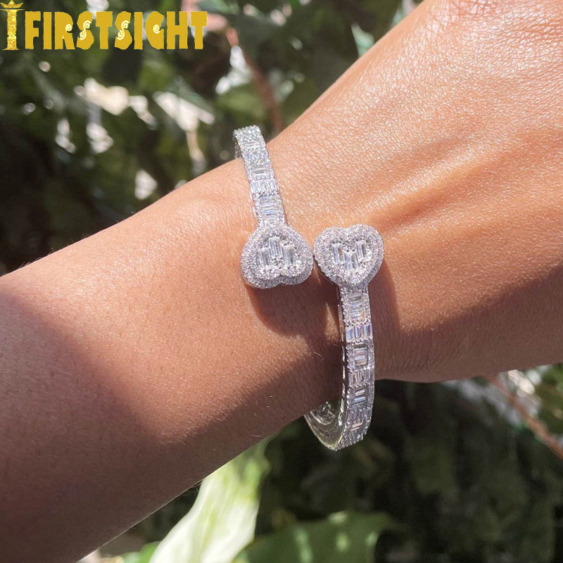 New Iced Out Bling Opened Heart Zircon Charm Bracelet Baguette