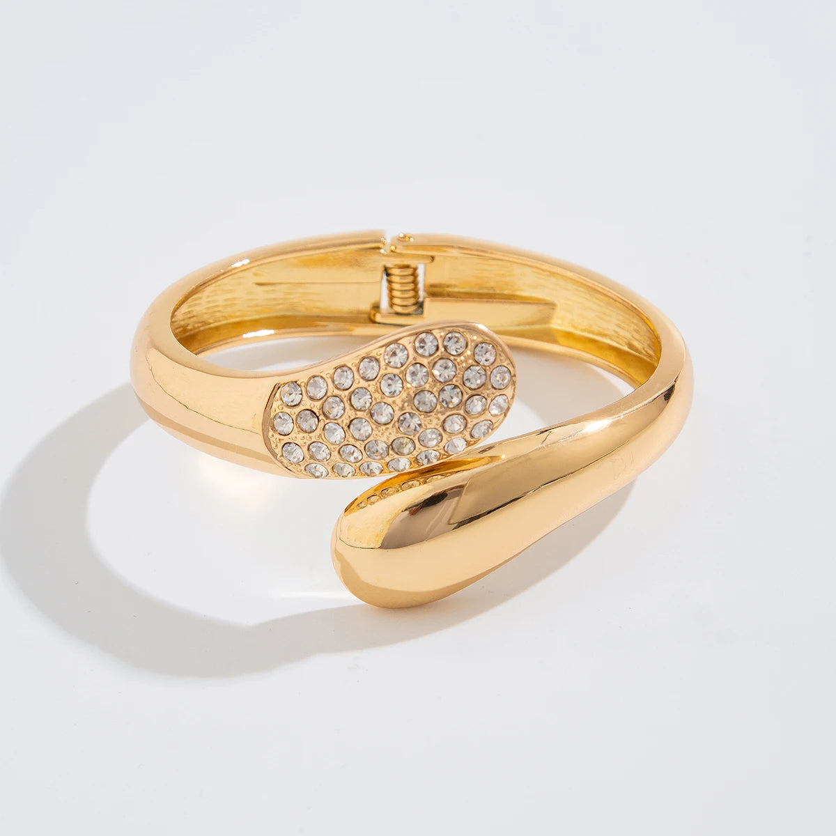 Ingemark Hip Hop Inlaid Rhinestones Water Drop Spring Bangle for Women Creative Irregular Chunky Bracelets