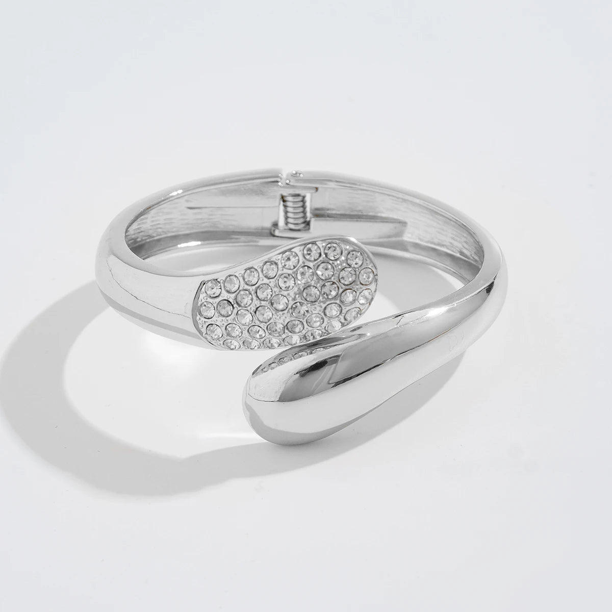 Ingemark Hip Hop Inlaid Rhinestones Water Drop Spring Bangle for Women Creative Irregular Chunky Bracelets