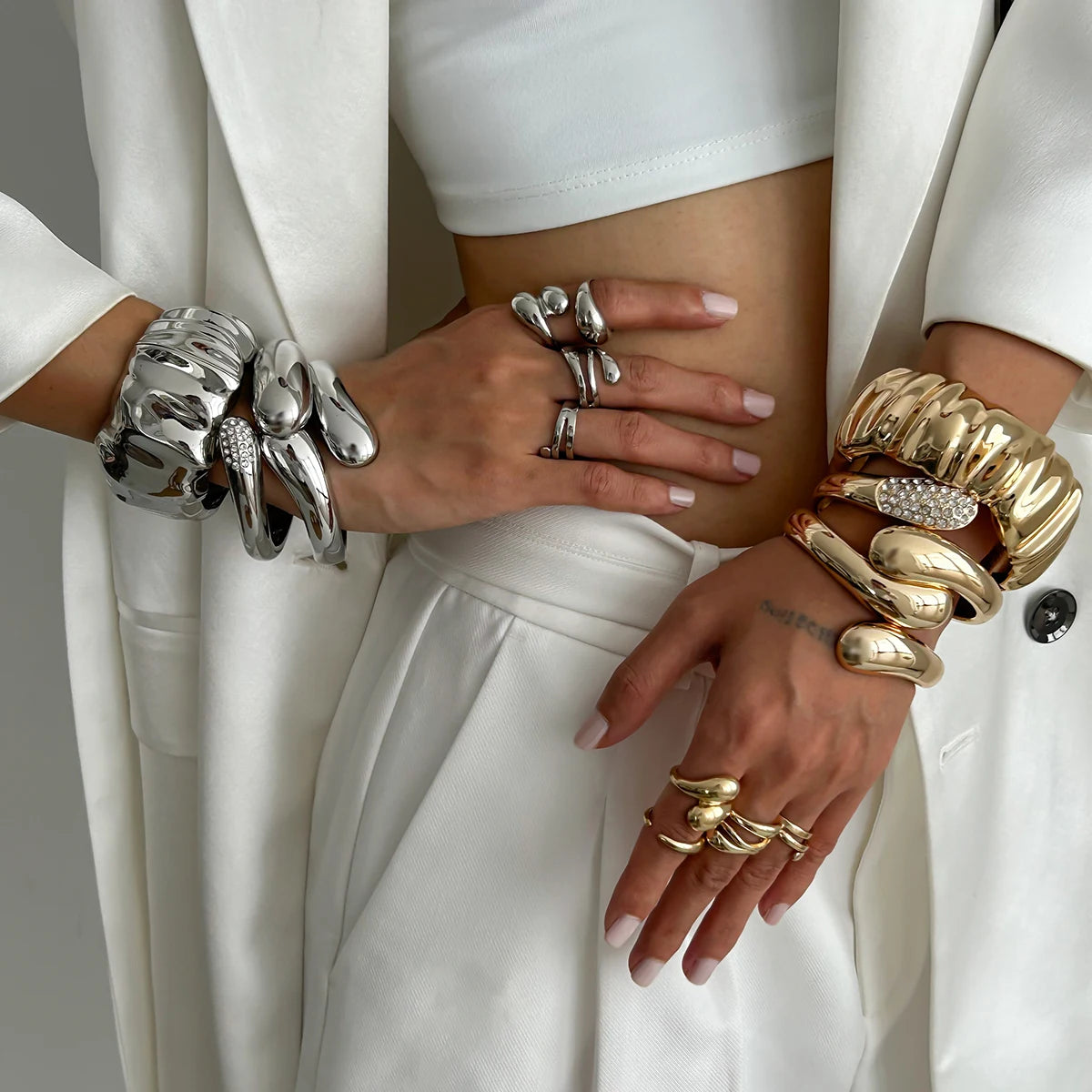 Ingemark Hip Hop Inlaid Rhinestones Water Drop Spring Bangle for Women Creative Irregular Chunky Bracelets